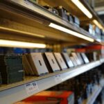 Les prix de la RAM et des SSD grimpent depuis des mois et la raison ne vient pas des fabricants de PC Les prix de la RAM et des SSD grimpent depuis des mois et la raison ne vient pas des fabricants de PC