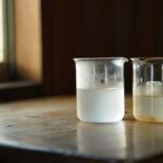 Pourquoi lʼeau chaude gèle-t-elle parfois plus vite que lʼeau froide alors que ça nʼa aucun sens ?