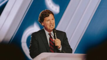 Tucker Carlson a jeté le gant post-MAGA. Peut-il réellement construire un mouvement ?