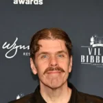 Comment TikTok a essayé (et a échoué dans un premier temps) de bloquer le livestream de Perez Hilton : une chronologie d'une crise diffusée en temps réel