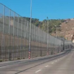 cc Ongayo, modified, Border Spain-Morocco, by Melilla - https://en.wikipedia.org/wiki/File:Verjamelilla.jpg