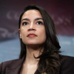 Il y a des années, AOC m'a dit qu'elle envisageait de congeler ses œufs. Ce n'est pas une surprise qu'elle fasse la publicité de ce nouveau chapitre.