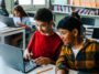 La science soutient les appels à limiter les écrans dans les écoles
