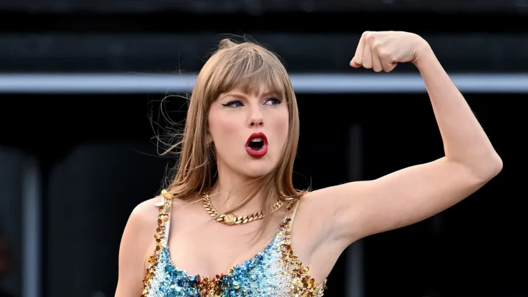 Taylor Swift arrête silencieusement Donald Trump Taylor Swift arrête silencieusement Donald Trump