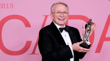 Bob Mackie, créateur de Divas, décède à 87 ans