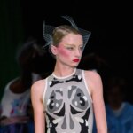 Kai Schreiber s'est senti "comme une licorne" dans le Buggy NYFW Show de Thom Browne Kai Schreiber s'est senti "comme une licorne" dans le Buggy NYFW Show de Thom Browne