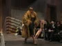 Les deux visages de Milan : Gucci et Moschino amènent de « vraies personnes » à la Fashion Week de Milan