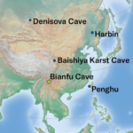 De nouveaux fossiles révèlent des secrets dénisoviens Une carte du continent asiatique montre les cinq endroits où les restes de Denisovan ont été découverts.