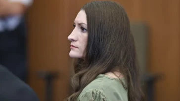 L'affaire du triple meurtre de Lindsay Clancy s'est soldée par un procès nul