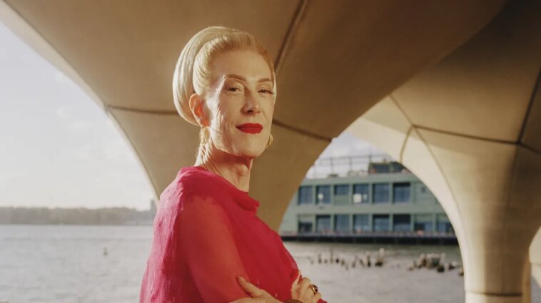 Justin Vivian Bond, star internationale du cabaret et génie certifié, a joué un rôle au cinéma pour explorer leur « pire cauchemar » Justin Vivian Bond, star internationale du cabaret et génie certifié, a joué un rôle au cinéma pour explorer leur « pire cauchemar »
