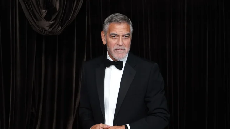 George Clooney pleure Presley Gerber : « C'est la pire des choses » George Clooney pleure Presley Gerber : « C'est la pire des choses »