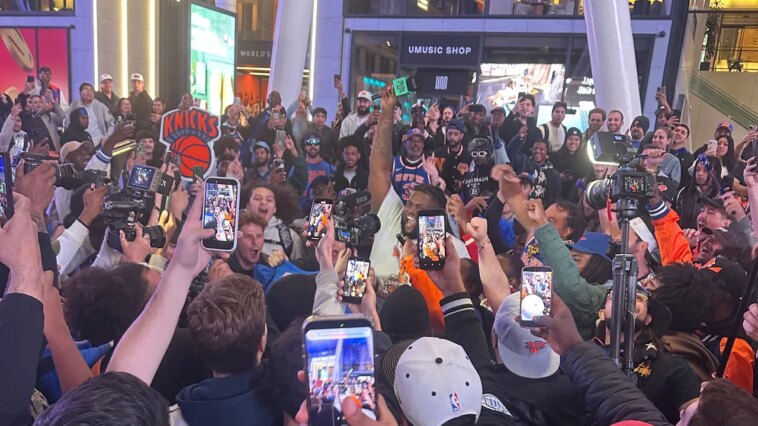 Les Knicks peuvent-ils continuer la fête après une défaite lors de la soirée d'ouverture ? Les Knicks peuvent-ils continuer la fête après une défaite lors de la soirée d'ouverture ?