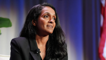 Les socialistes démocrates d’Amérique menacent de se débarrasser de Nithya Raman