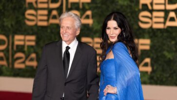Michael Douglas rappelle l'ultimatum de sa femme Catherine Zeta-Jones : « Si nous devons continuer ainsi, alors je veux que ce soit monogame »