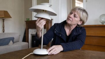 Une lampe achetée 4 euros dans un vide-grenier sʼest révélée signée dʼun designer coté en salle des ventes